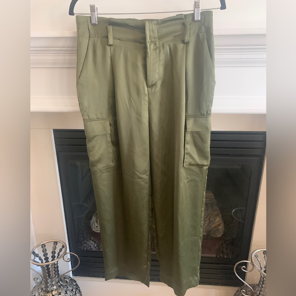 Ankle Pants